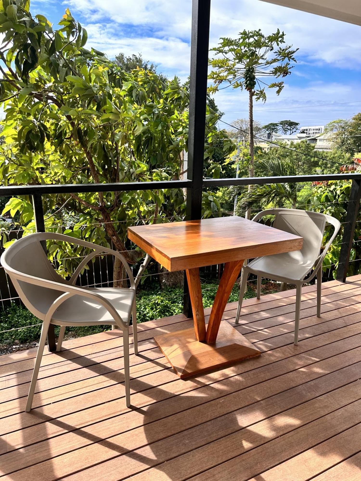 Ononui Lodge Airport, Ocean-View, Private Bathroom And Balcony, Free Wifi And Parking, On-Site Car Rental 帕皮提 外观 照片