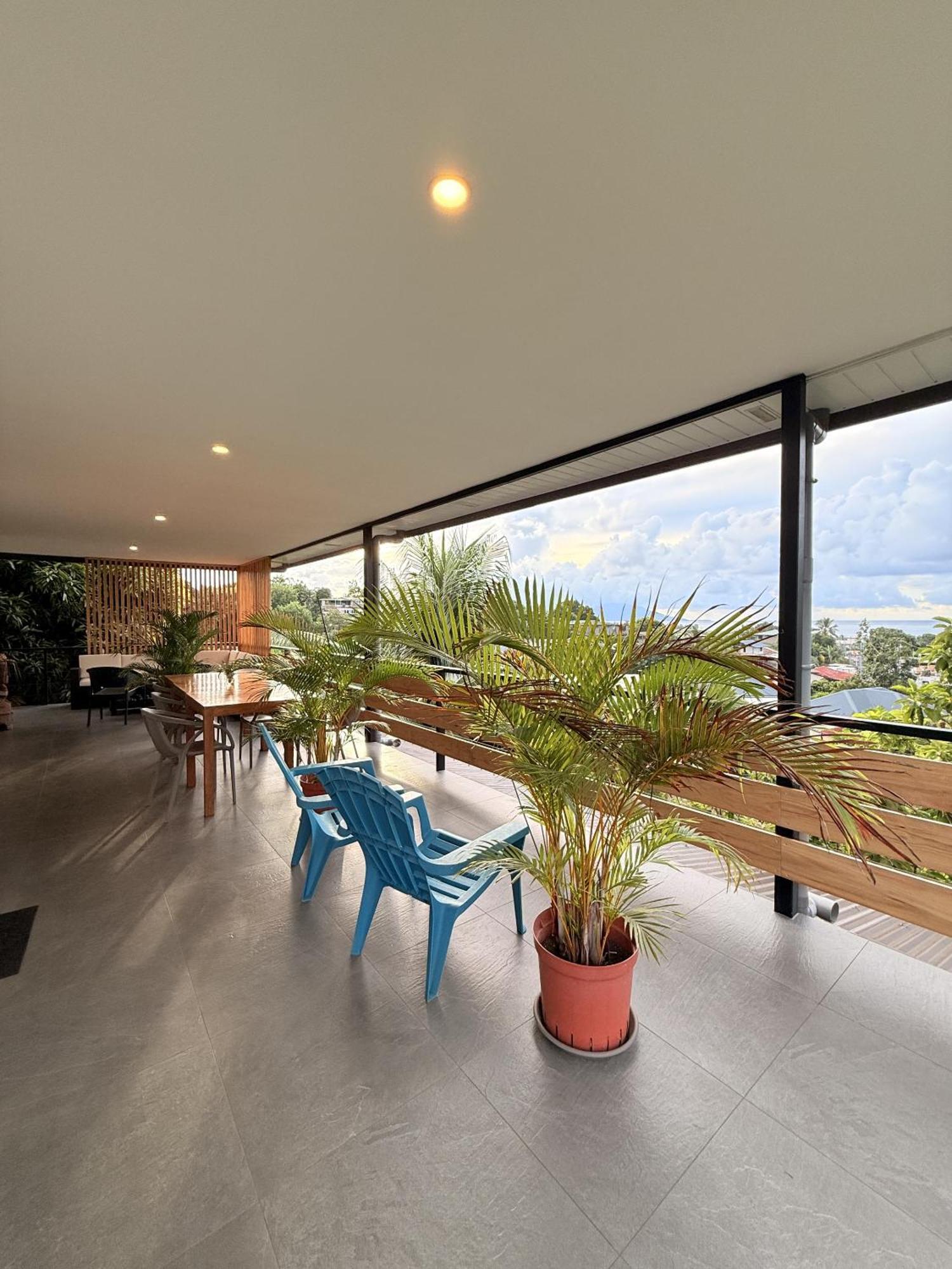 Ononui Lodge Airport, Ocean-View, Private Bathroom And Balcony, Free Wifi And Parking, On-Site Car Rental 帕皮提 外观 照片